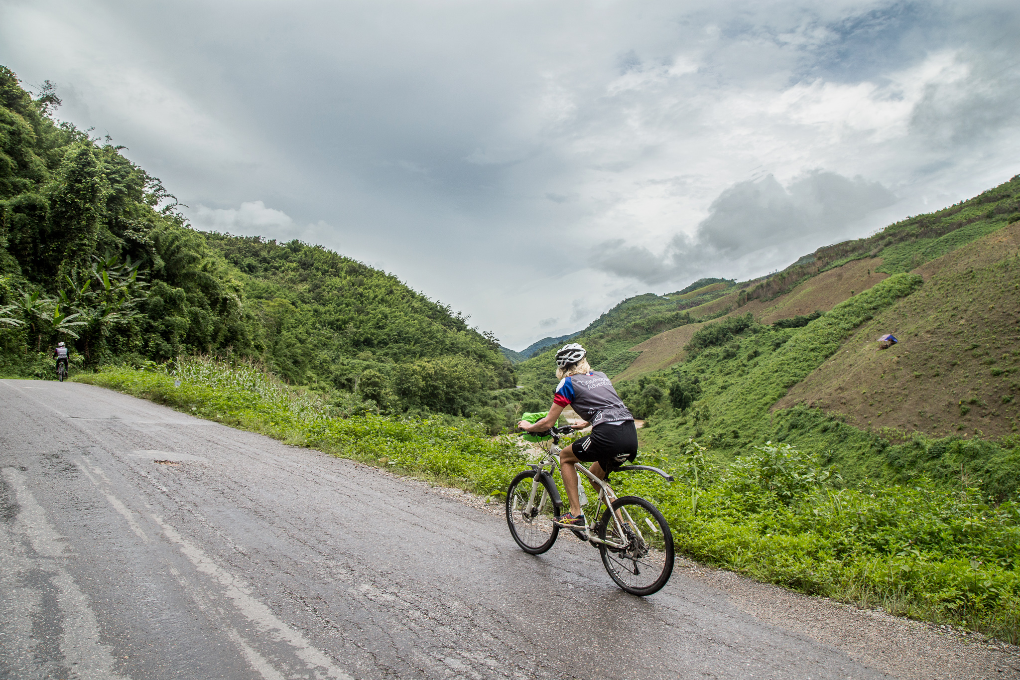 10 Days Northern Laos Mountain Cycle Tour